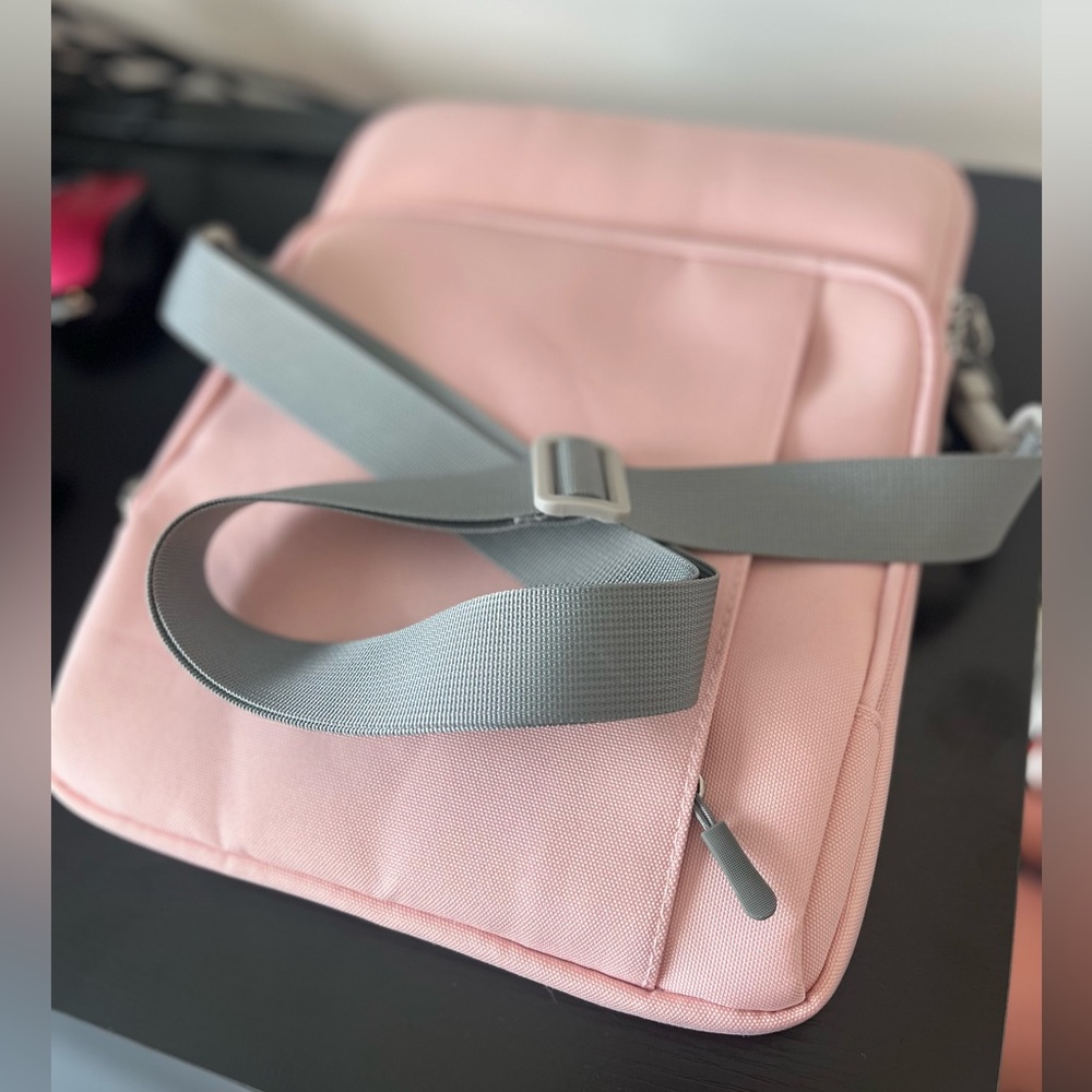 NWOT Laptop Case Bag - Picture 4 of 12